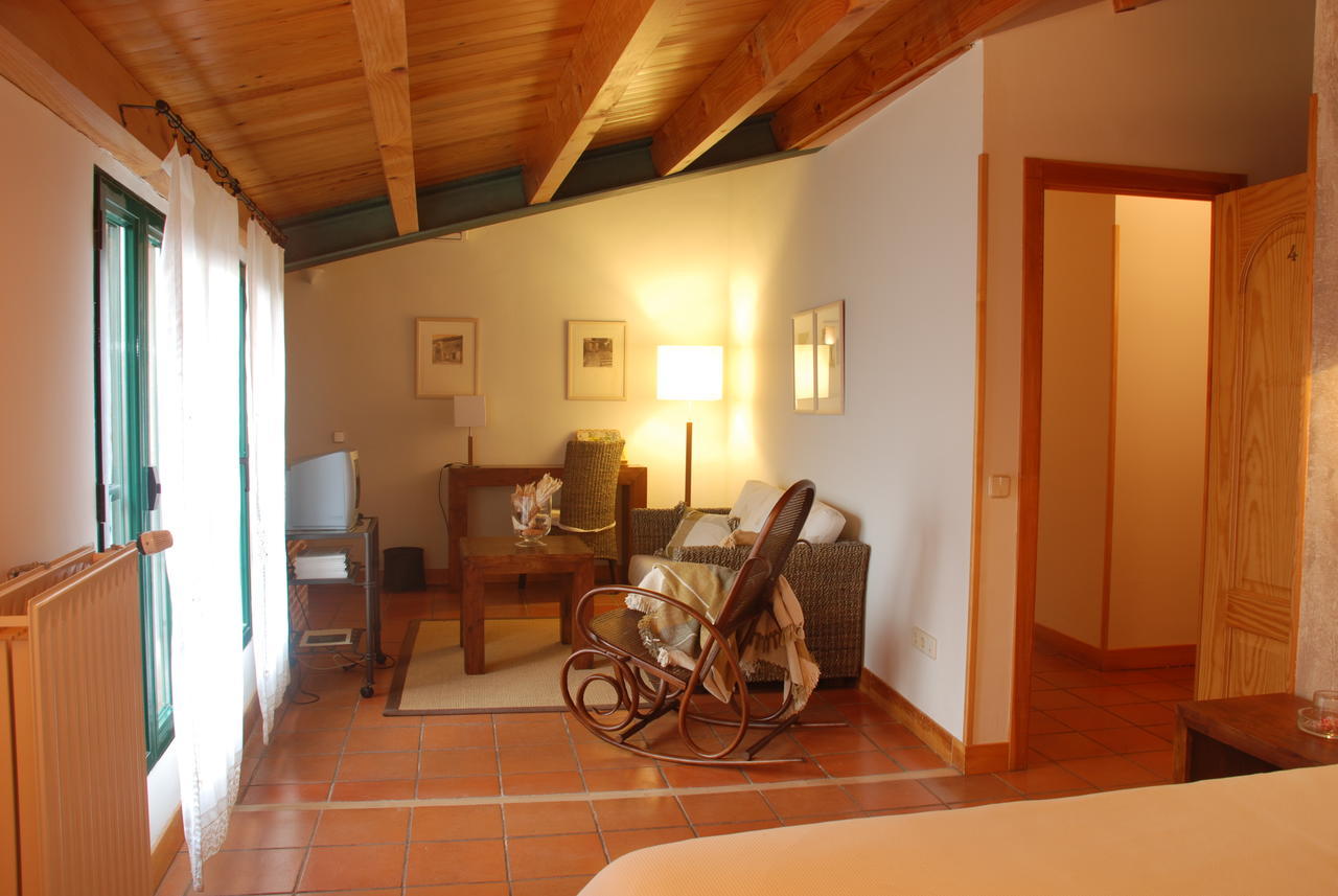 Hospederia El Arco Hotel Villavieja del Lozoya Екстериор снимка